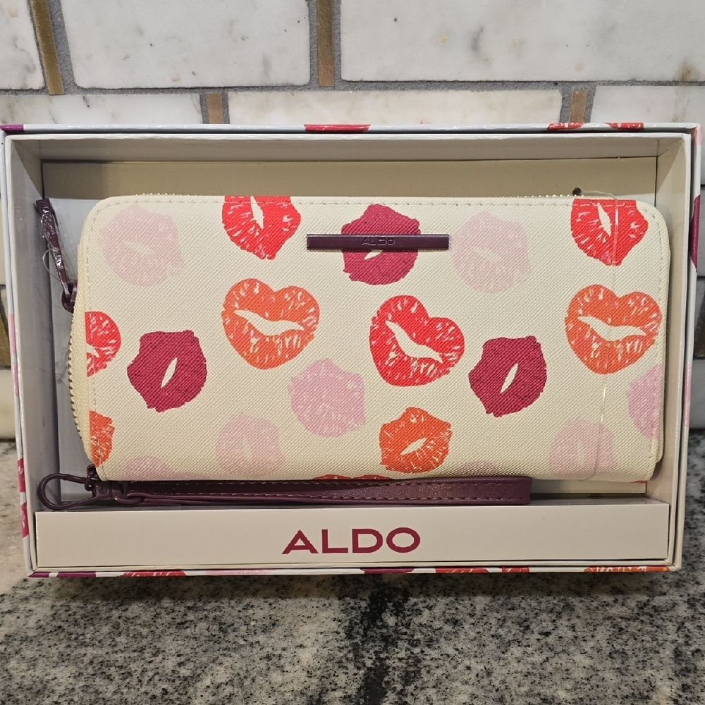 Aldo Cream Wallet with Pink, Red & Orange Lip Print